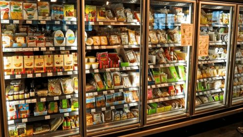 休閑食品行業邁向成熟期，未來發展潛力巨大